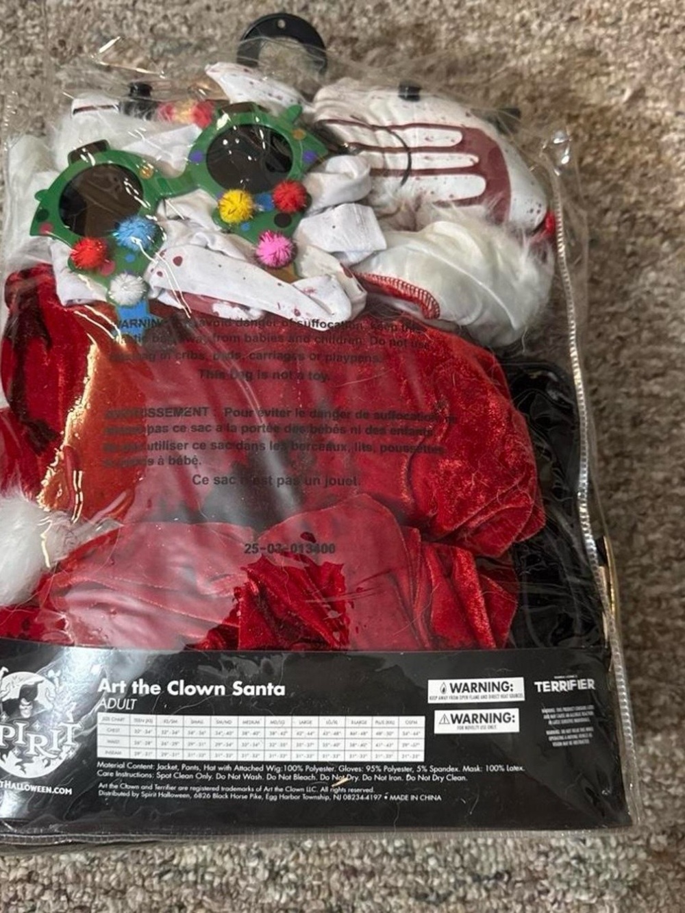 Spirit Red and White Art the Clown Santa Costume - Picture 2 of 2